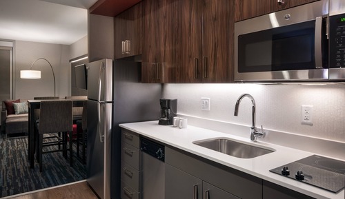 Studio Suite, Multiple Beds (Mobility Accessible, Roll-In Shower)