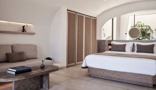 Hideaway Pool Suite