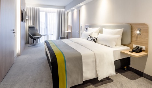 Standard Room, 1 Queen Bed, Accessible