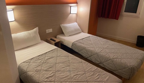 Standard Room, 2 Twin Beds