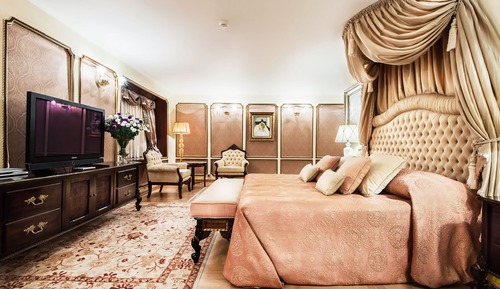 Presidential Suite