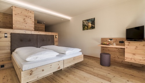 Junior Suite, Balcony, Garden Area