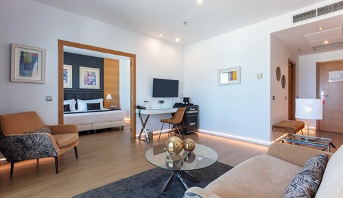 Junior Room, Sea View