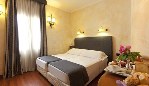 Basic Double Room