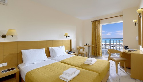 Standard Room, Front Sea View