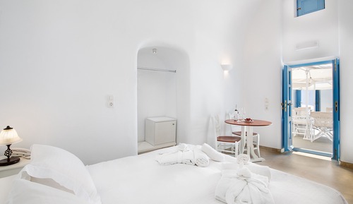 Double Room (Caldera View)