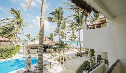 Pool View Room - King Bed
