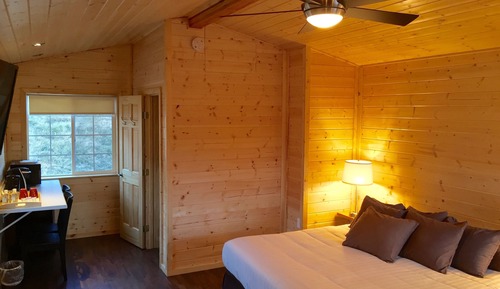 Cabin, 1 King Bed