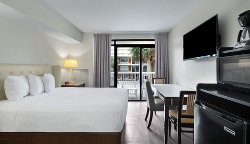Junior Suite, Partial Ocean View