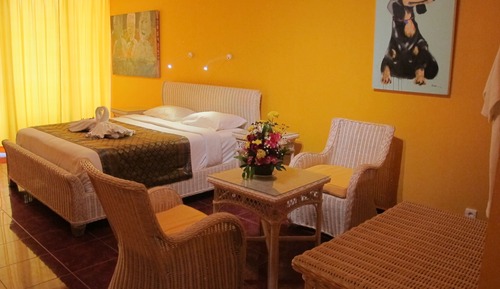 Deluxe Studio with Balcony