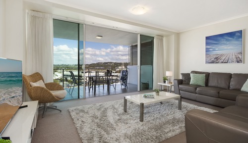 One Bedroom Apartment