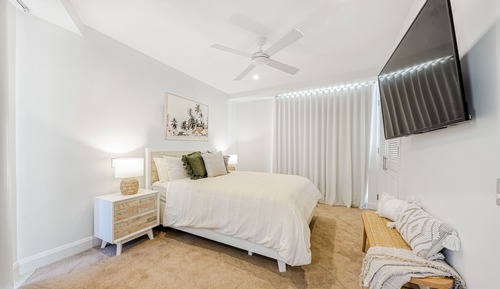 3 Bedroom Luxury Waterfront Apartment