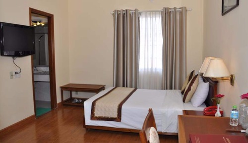 Deluxe Double or Twin Room