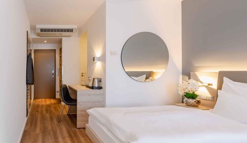 Classic Single Room