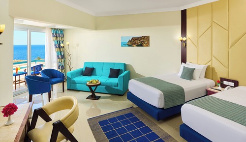 Deluxe Elegant Sea View Room