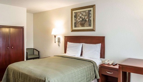 Room, 1 King Bed, Non Smoking