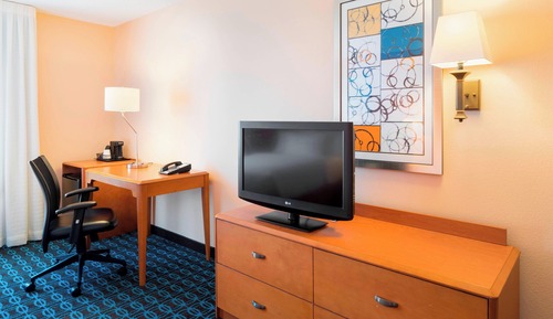 Room, 2 Double Beds (Hearing Accessible)