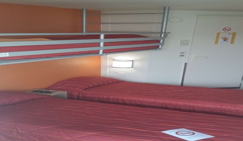 Standard Room, 3 Twin Beds