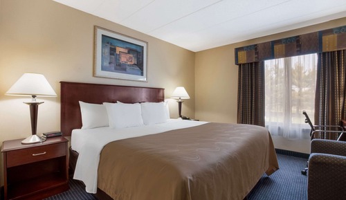 Standard Room, 1 King Bed, Non Smoking