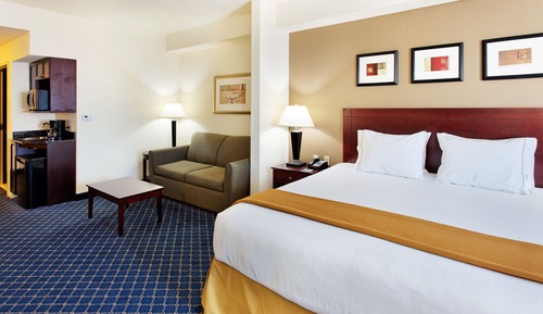 Suite, 1 King Bed, Non Smoking