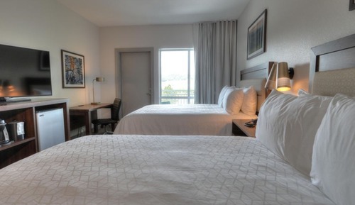 Premium Room, 2 Queen Beds, Balcony, River View (Top Floor)