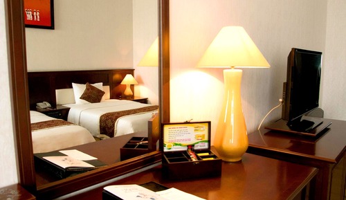 Superior Twin Room, City View