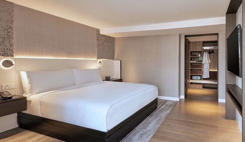 Suite, Terrace