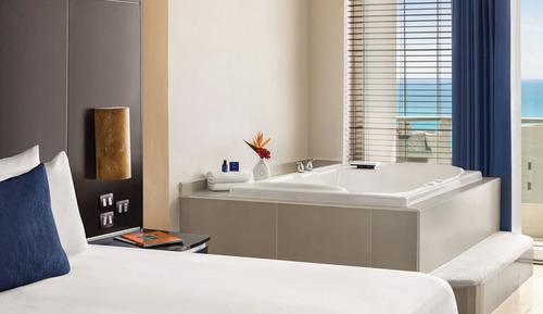 Premium Suite, 1 King Bed