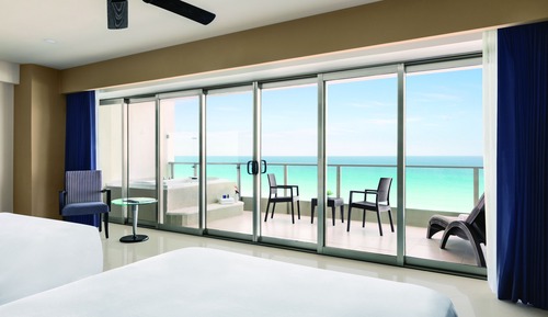 Suite, 2 Double Beds, Oceanfront