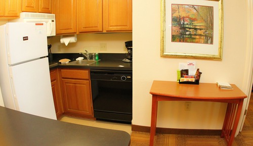 Suite, 1 Bedroom, Kitchen