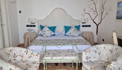 Suite, Sea View