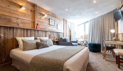 Superior room with bath