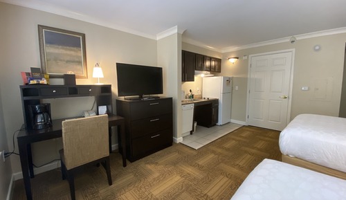 Studio Suite, 2 Double Beds, Accessible, Kitchen (Mobility Tub)