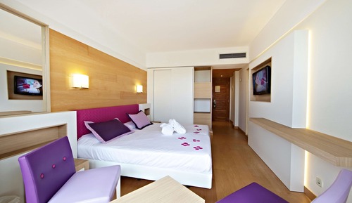 Double Room, Balcony