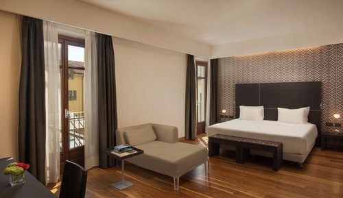 Premium Room (Extra Large)