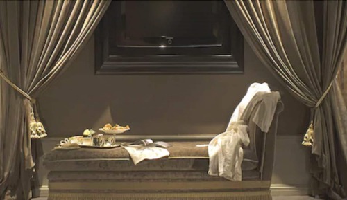 Junior Suite, 1 Queen Bed, City View (Classic)
