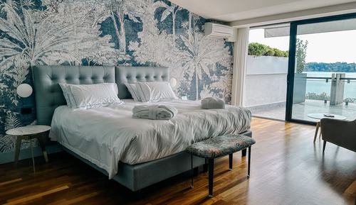 Panoramic Suite, Balcony, Lake View