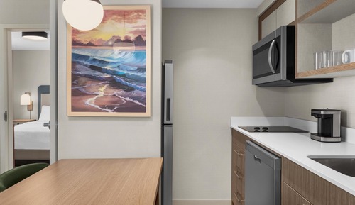 Studio Suite, 1 King Bed with Sofa bed, Accessible, Non Smoking