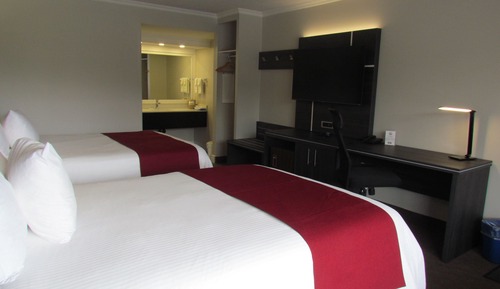 Room, 2 Queen Beds, Non Smoking