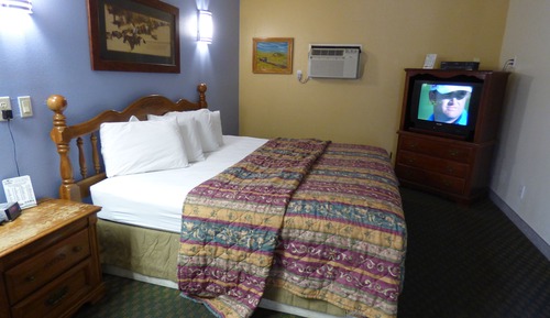 Standard Room, 1 King Bed