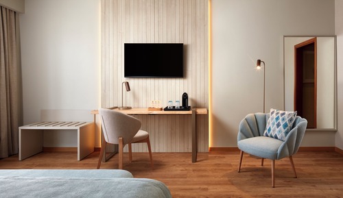Superior Double or Twin Room, Partial Ocean View