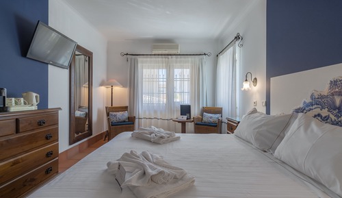 Classic Double or Twin Room, City View (Main House)