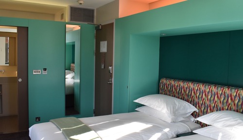 Deluxe King Room