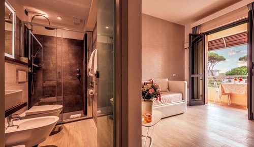 Junior Studio Suite