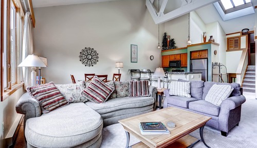 Condo, 2 Bedrooms