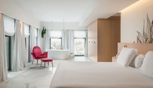 Suite (Tower, Single Use)