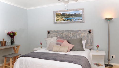 Deluxe Double or Twin Room, Private Bathroom, Pool View