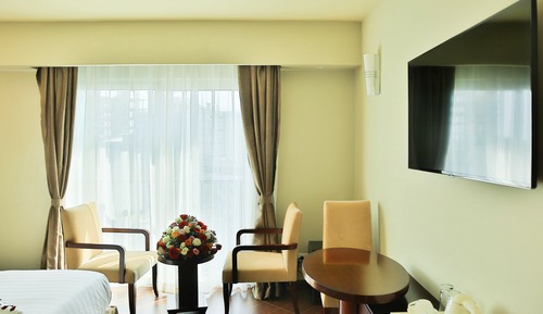 Twin Room, 2 Twin Beds, Hill View