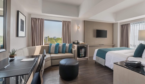 Premier Room