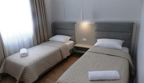Deluxe Twin Room, City View